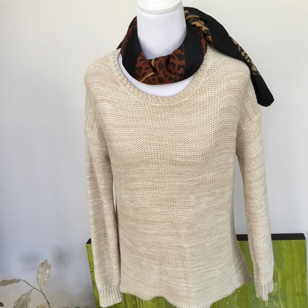 Neely sweater. - Picture 2 of 5